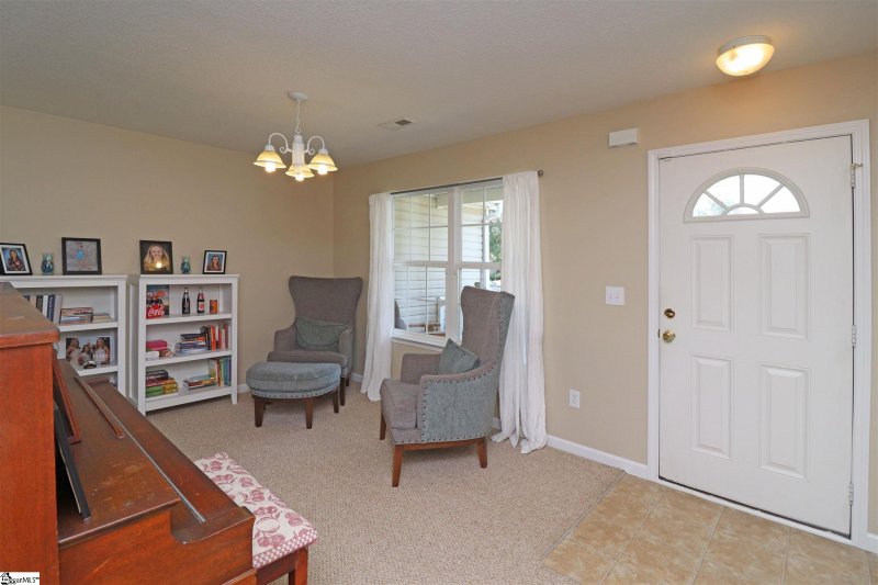 Property image 3 at 111 Kensett Drive, Williamston, SC 29697