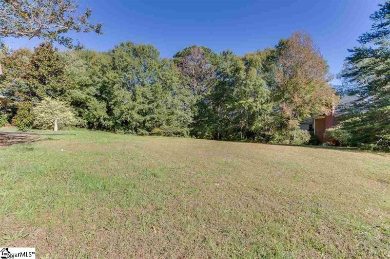 104 Four Lakes Drive