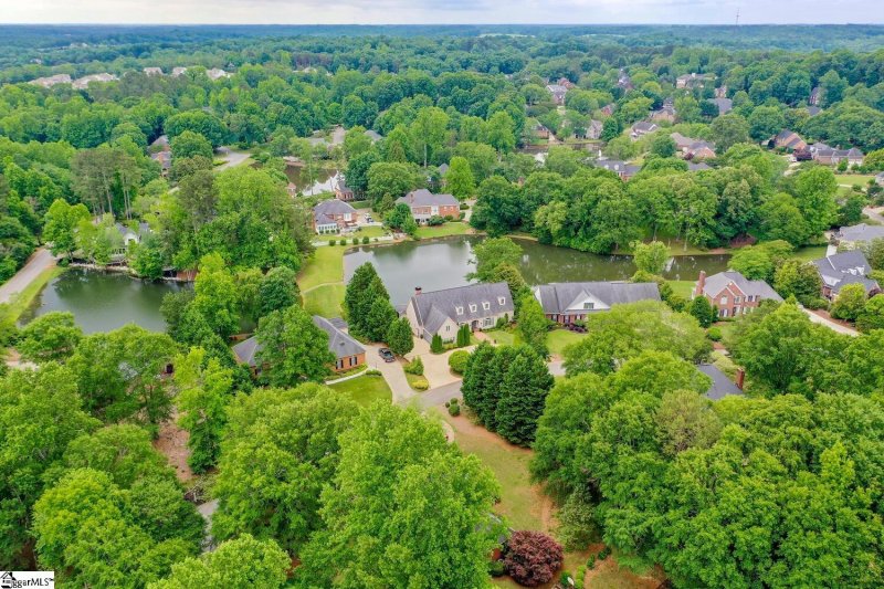 Property image 2 at 104 Four Lakes Drive, Easley, SC 29642