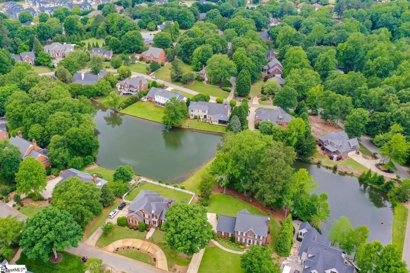 Property image 3 at 104 Four Lakes Drive, Easley, SC 29642
