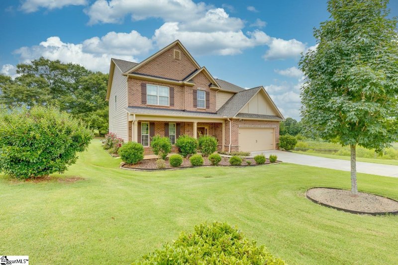 Property image 2 at 111 Rolling Meadows Court, Anderson, SC 29621