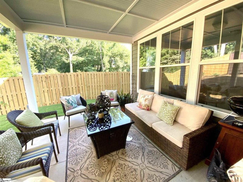 Property image 4 of 215 Wrightwood Lane in Rockbridge, Greer, SC 29650