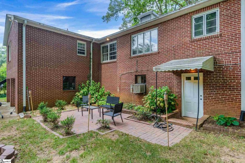Property image 4 at 395 Forest Avenue, Spartanburg, SC 29302