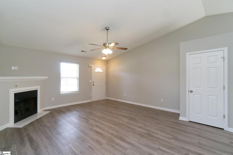 Property image 4 at 306 Yukon Drive, Greenville, SC 29605-6094