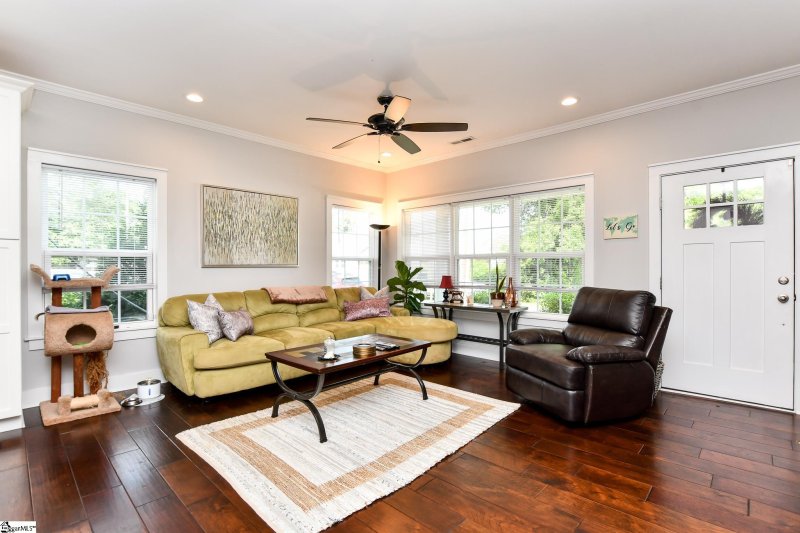 Property image 4 at 105 Aiken Street, Greenville, SC 29611