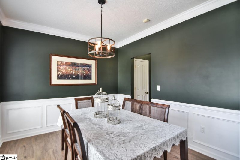 Property image 4 of 2 Crestbrook Drive in Laurel Meadows, Greenville, SC 29607