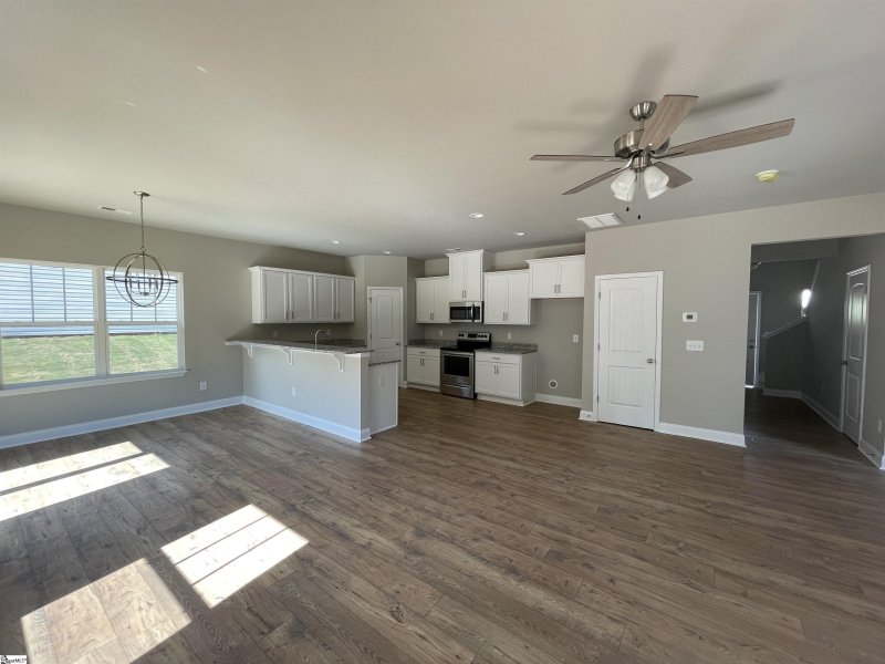 Property image 3 at 219 Rosewood Circle, Duncan, SC 29334