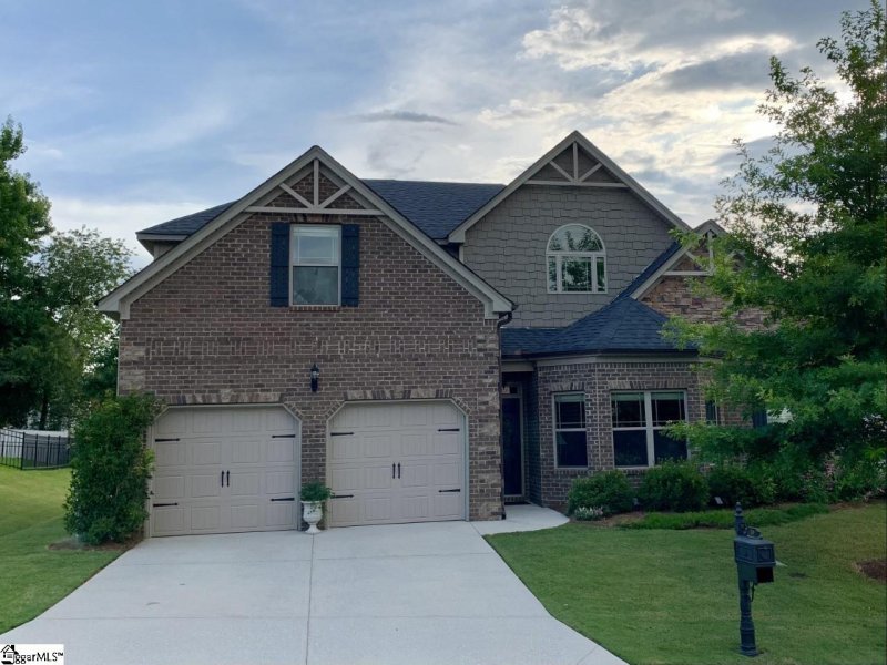 Property image 2 at 18 Lazy Willow Drive, Simpsonville, SC 29680
