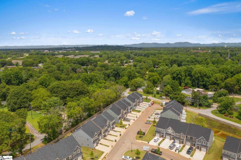 Property image 5 at 111 Marthawood Lane, Greer, SC 29650