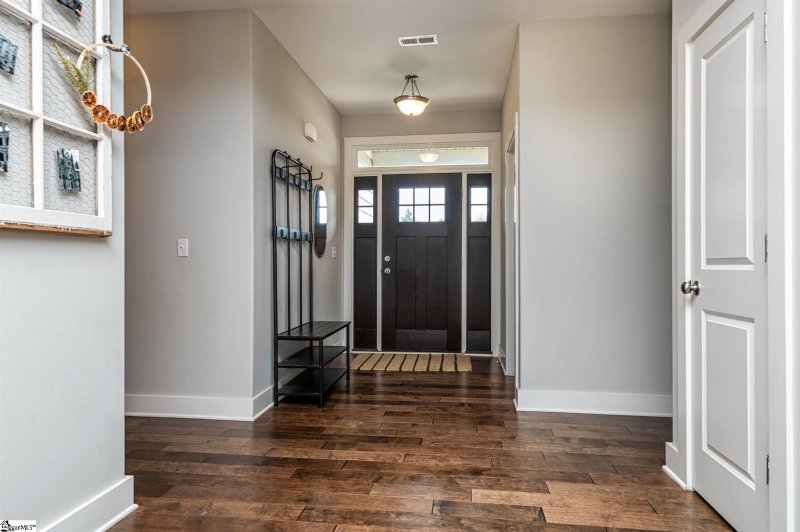 Property image 4 at 941 Garnet Circle, Chesnee, SC 29323