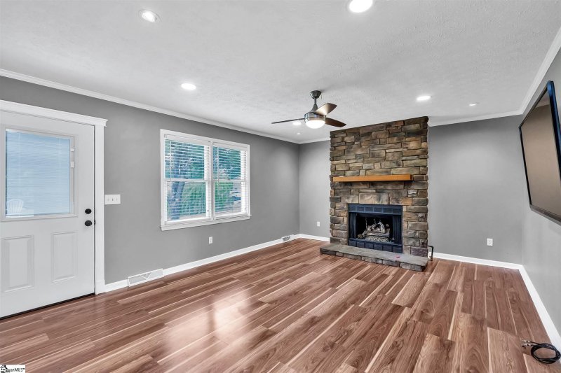 Property image 4 at 115 Kennedy Street, Easley, SC 29642