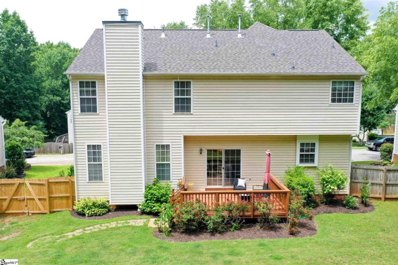 Property image 3 at 245 Northcliff Way, Greenville, SC 29617