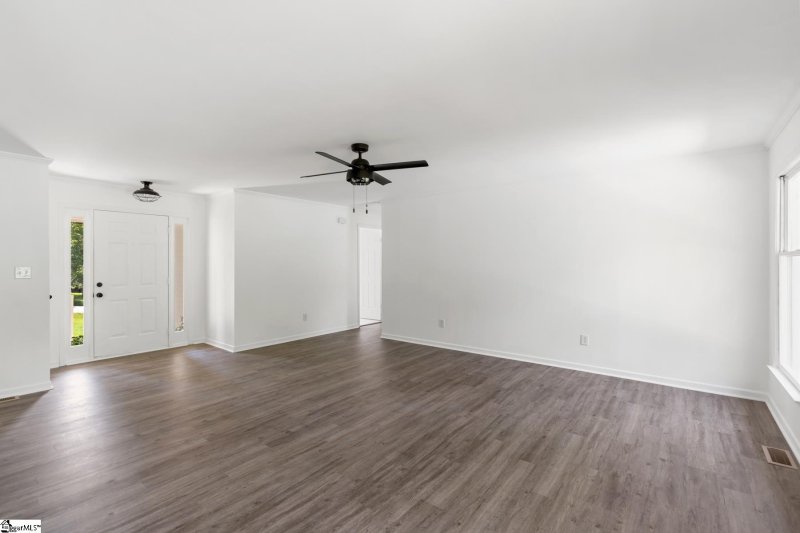 Property image 3 at 19 Earline Drive, Taylors, SC 29687