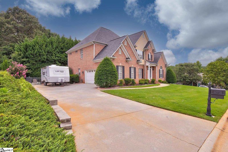 Property image 3 at 211 Netherland Lane, Simpsonville, SC 29681