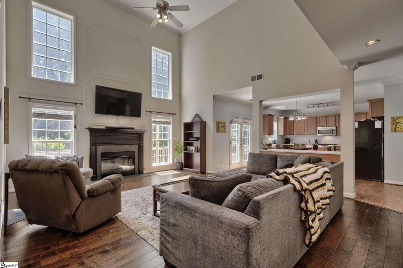 Property image 4 at 304 Stonewall Drive, Easley, SC 29642