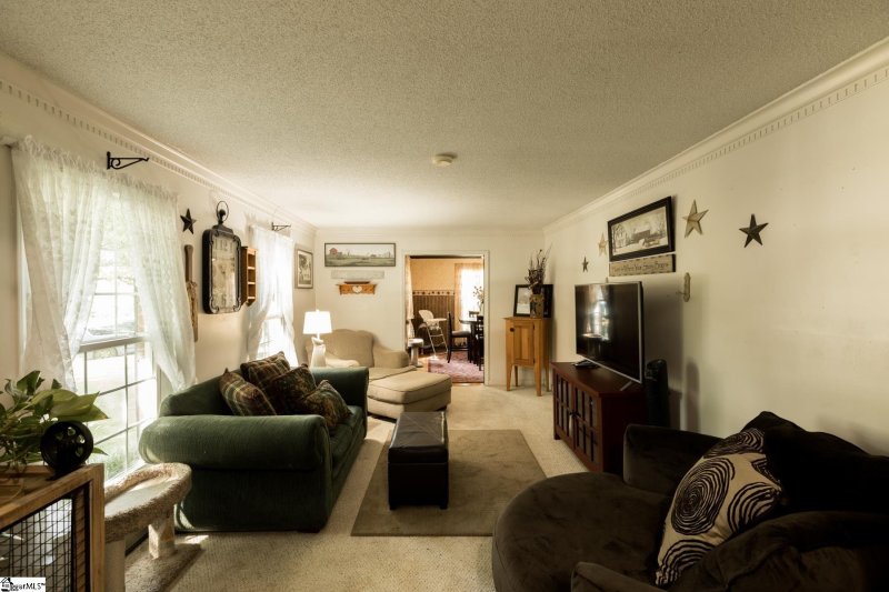 Property image 4 at 3 Vaille Drive, Taylors, SC 29687