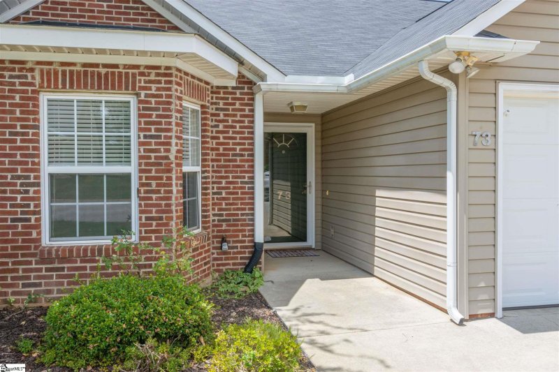 Property image 2 at 73 Magnolia Crest Drive, Simpsonville, SC 29681