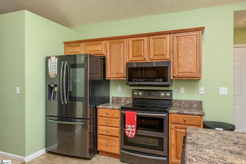 Property image 4 at 135 Stockbridge Drive, Spartanburg, SC 29301-5961