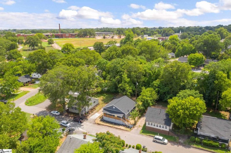 Property image 4 at 35 Ross Street, Greenville, SC 29611