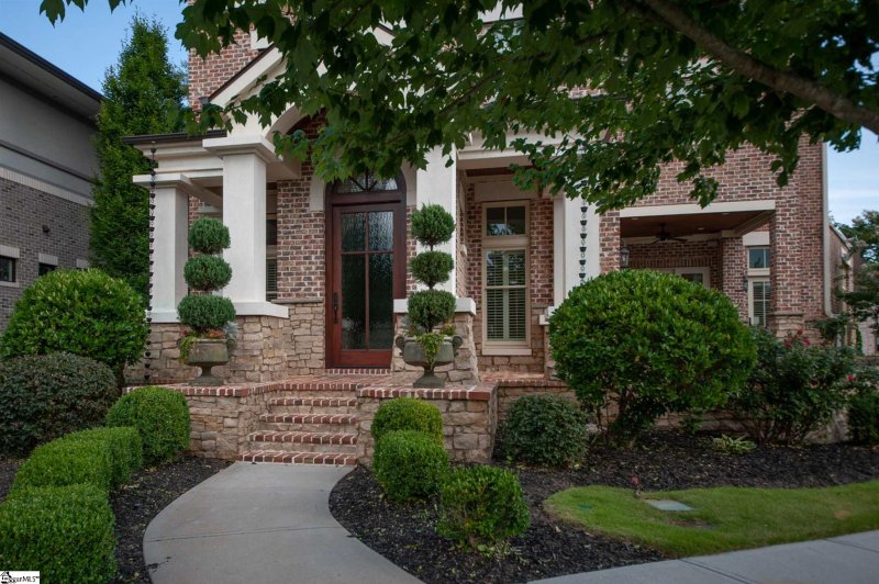 Property image 3 at 15 Augusta Walk Avenue, Greenville, SC 29605