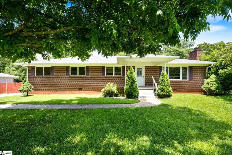 Property image 4 at 2607 McKinley Drive, Anderson, SC 29621