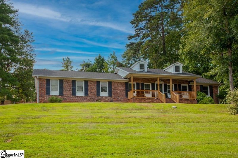 Property image 2 at 332 Eastcliffe Way, Greenville, SC 29611