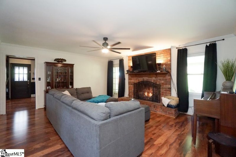 Property image 4 at 332 Eastcliffe Way, Greenville, SC 29611