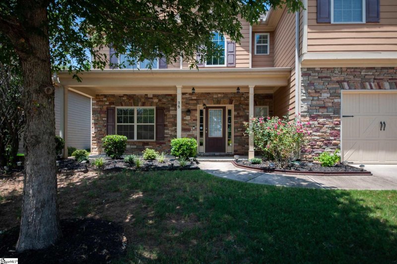 Property image 2 at 35 Copperdale Drive, Simpsonville, SC 29681