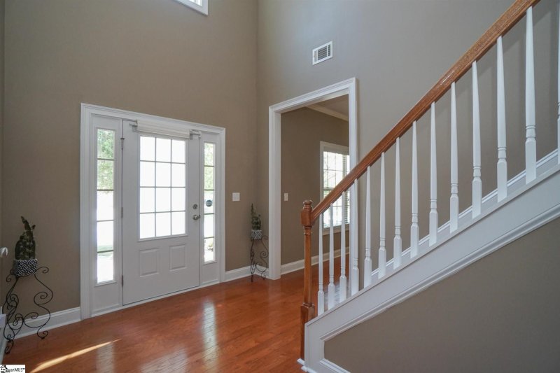 Property image 3 at 35 Copperdale Drive, Simpsonville, SC 29681