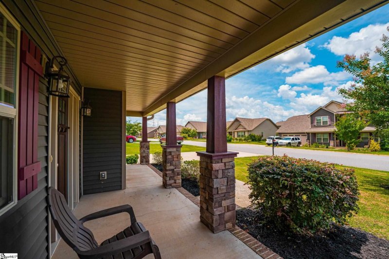 Property image 2 at 124 Norfolk Circle, Anderson, SC 29625