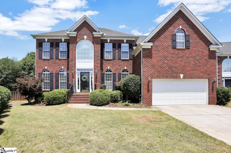 1008 Carriage Park Circle