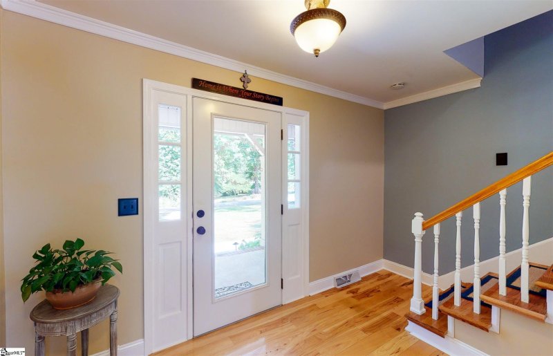 Property image 5 at 108 KINGSWOOD Circle, Simpsonville, SC 29681
