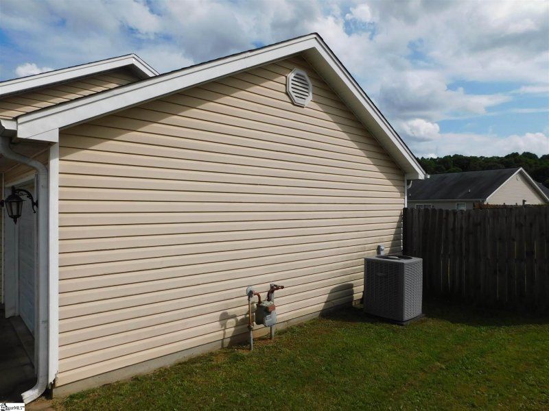 Property image 3 at 672 Grover Drive, Lyman, SC 29365