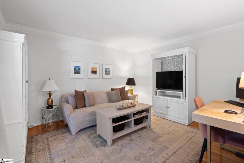 Property image 5 at 22 Bernwood Drive, Taylors, SC 29687