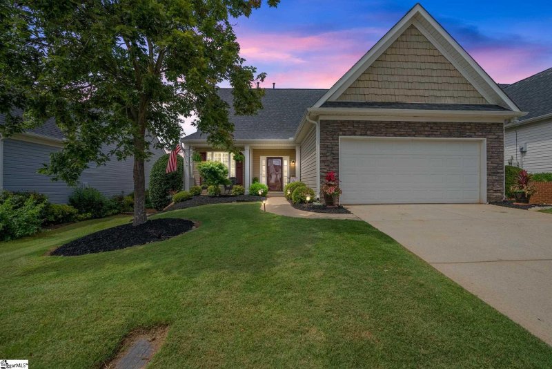 Property image 2 at 102 Durand Court, Greer, SC 29650