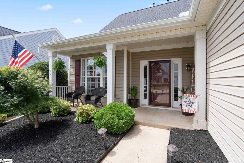 Property image 3 at 102 Durand Court, Greer, SC 29650