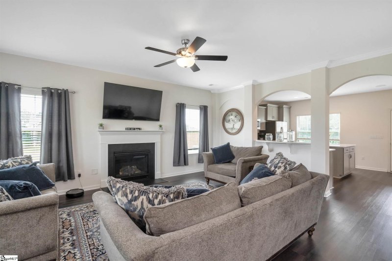 Property image 3 at 424 Majestic View Court, Inman, SC 29349