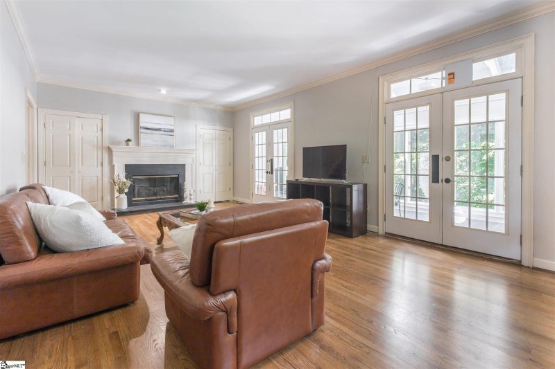 Property image 3 at 224 Glenbrooke Way, Greenville, SC 29615