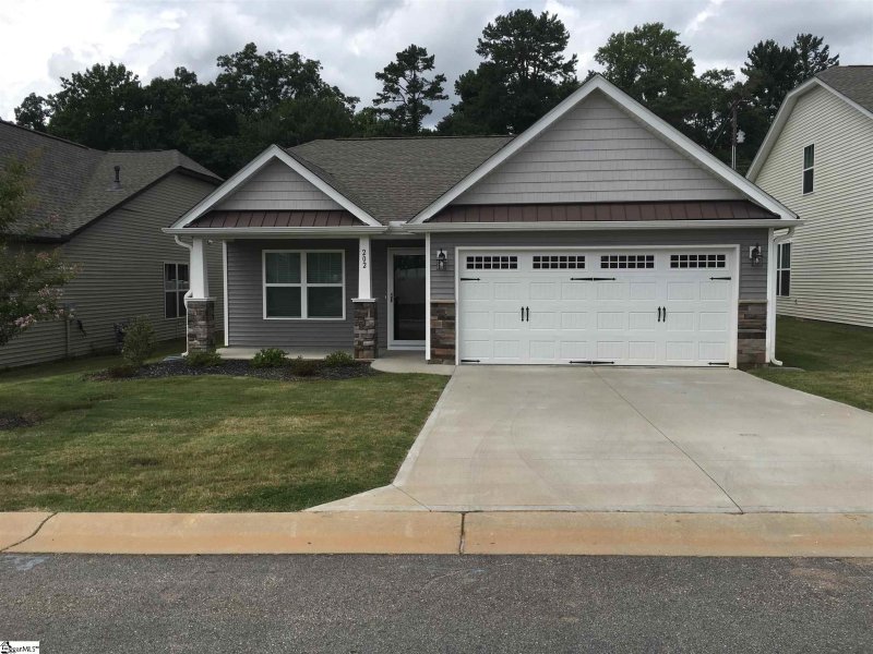 202 Everard Lane