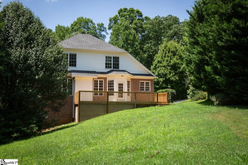 Property image 2 at 136 Club View Drive, Greenville, SC 29609