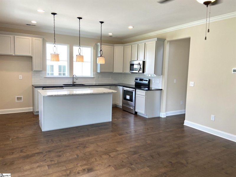 Property image 2 at 46 Cottage Knoll Circle, Greenville, SC 29609