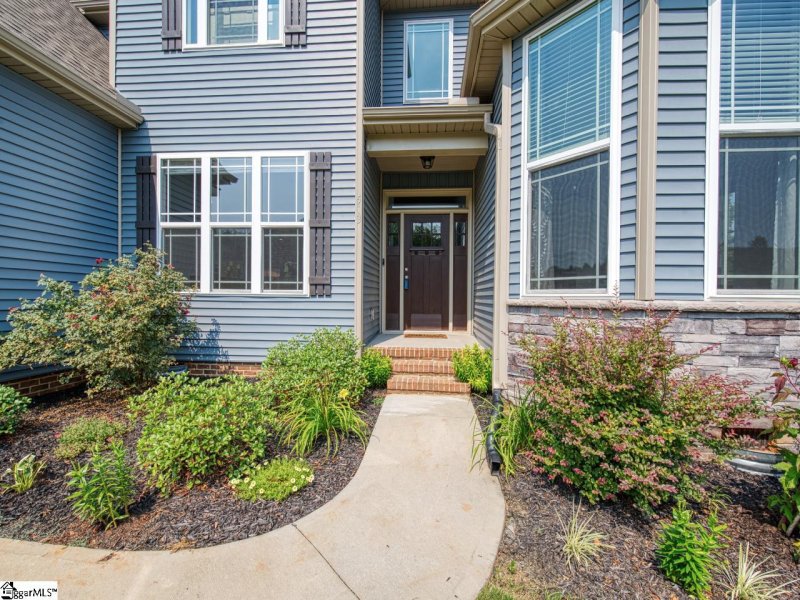 Property image 2 at 513 Turning Leaf Lane, Greer, SC 29651