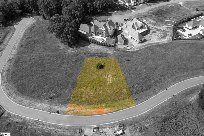 Property image 2 at 566 Adaliz Way, Greer, SC 29650