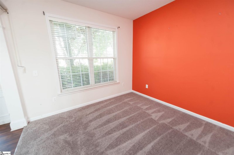 Property image 4 at 19 Braelock Court, Greenville, SC 29615