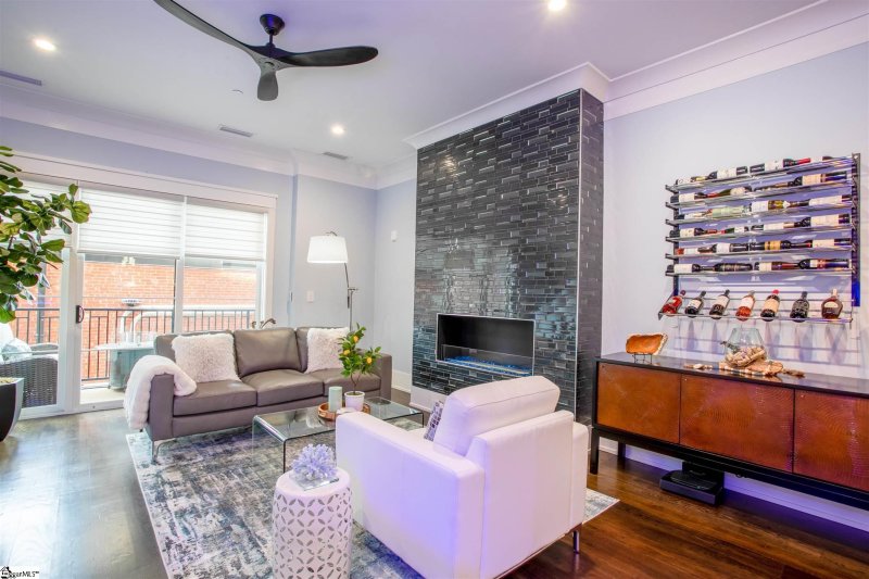 Property image 3 at 110 N Markley Place Street, Greenville, SC 29601