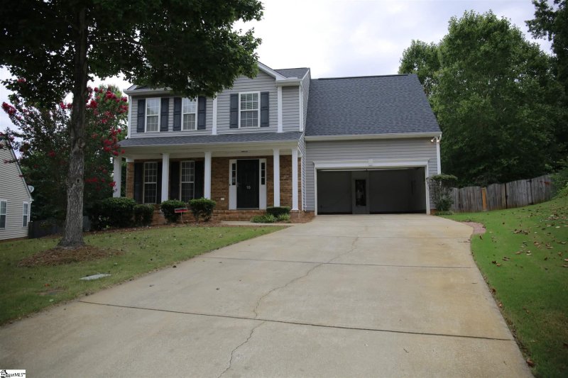 Property image 3 at 16 Crevasse Lane, Greenville, SC 29617