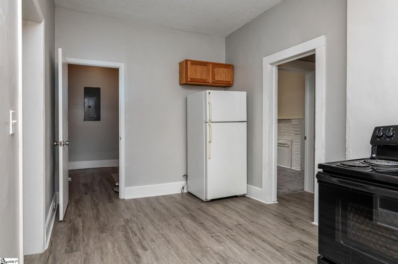 Property image 5 at 4 Mosher Street, Greenville, SC 29609