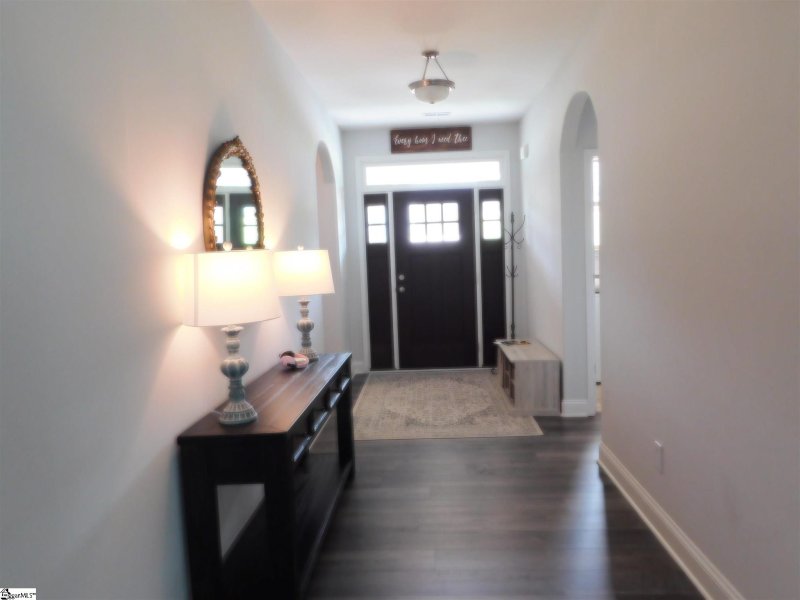 Property image 4 at 105 Ridgefield Lane, Greer, SC 29651