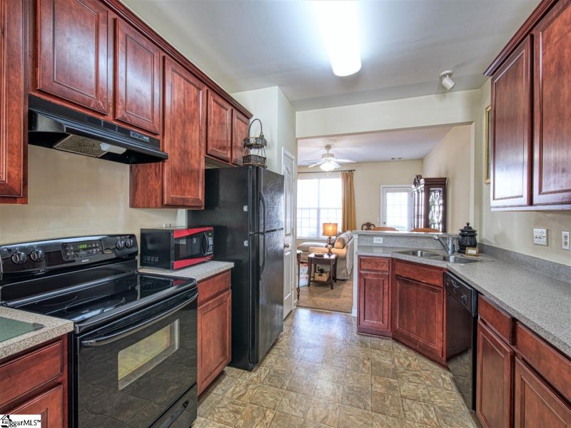 Property image 2 at 75 Sikes Circle, Mauldin, SC 29662