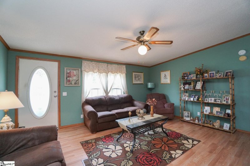 Property image 4 at 135 Stillwater Drive, Greenville, SC 29611